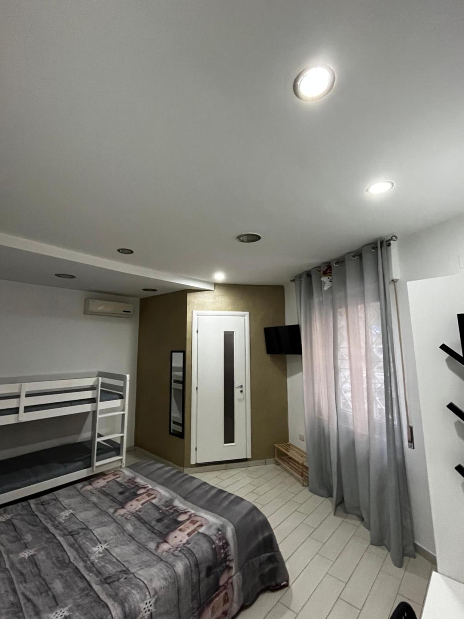 Family Room Портичи Экстерьер фото