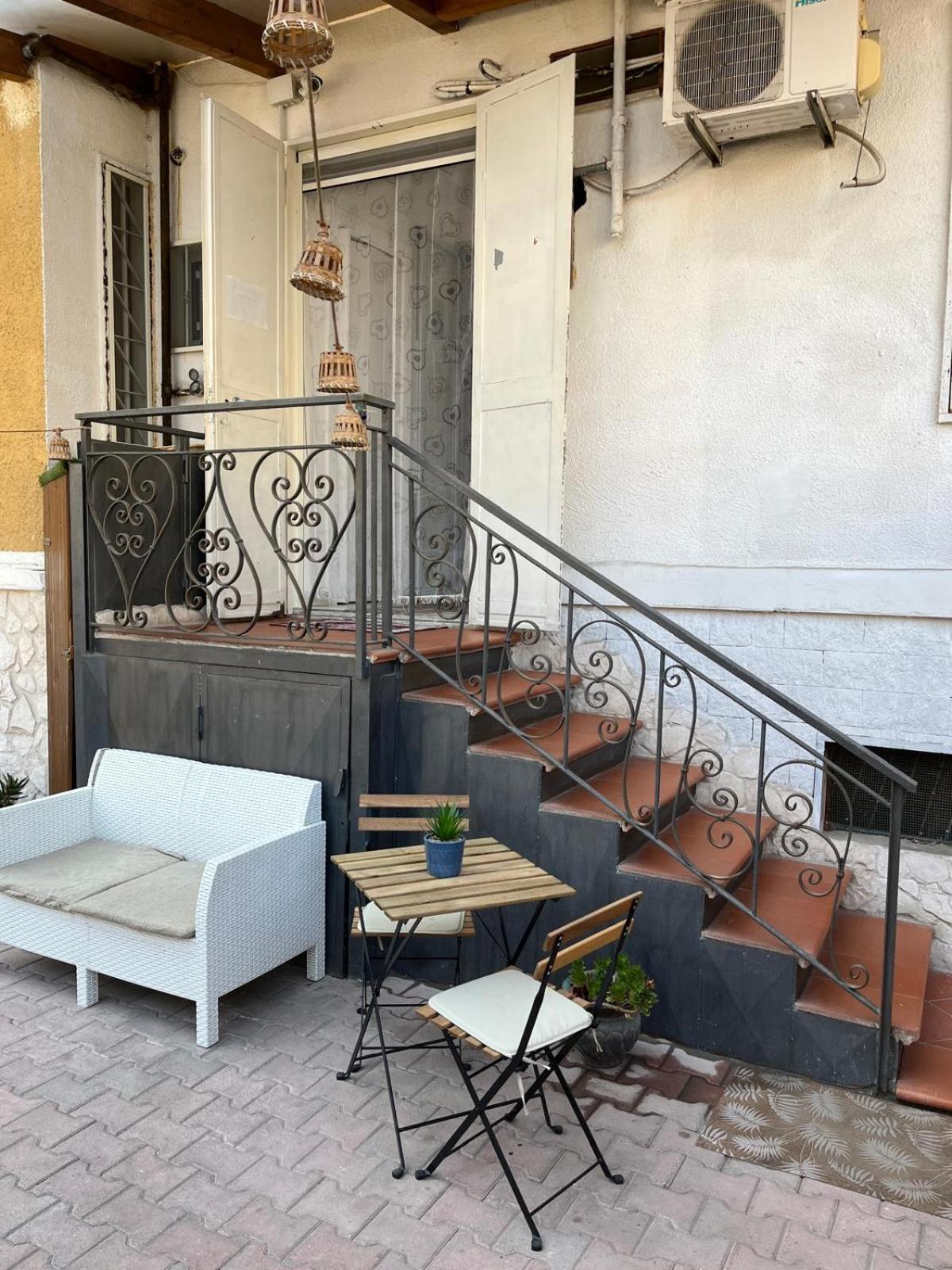 Family Room Портичи Экстерьер фото